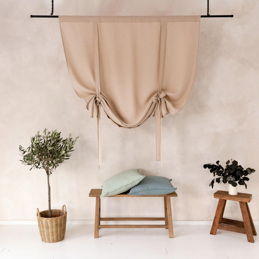 Housse de coussin en lin avec fermeture éclair, finition rabat