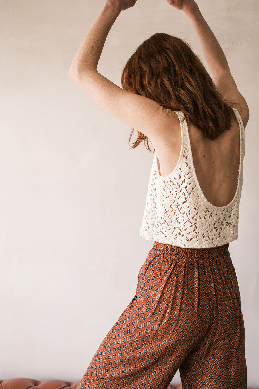 Top Lina en crochet, vue de profil