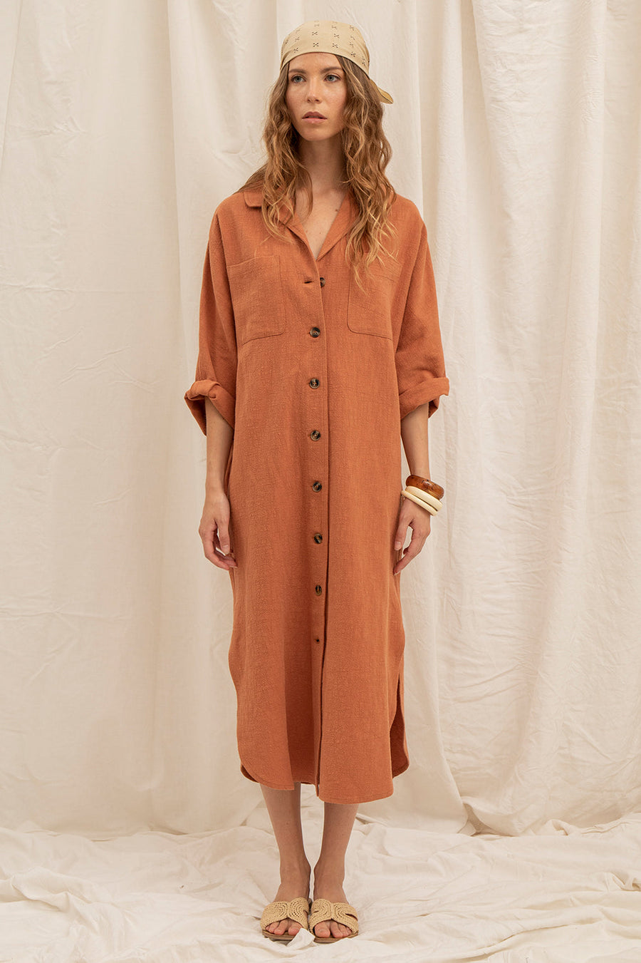 Robe Scarlett, teinte argile, vue de face