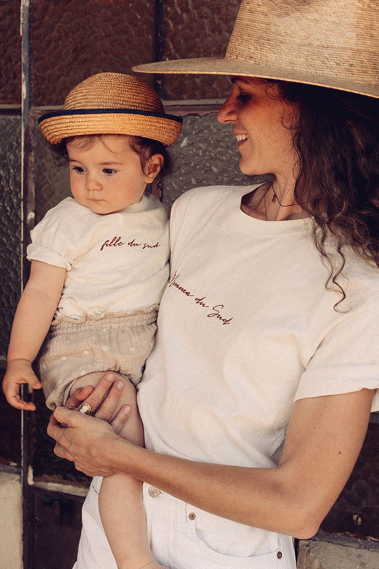 Tee-shirt fillette Fille du Sud, vue de profil
